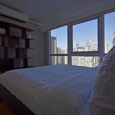 Victoria Soho Suites Manille Extérieur photo
