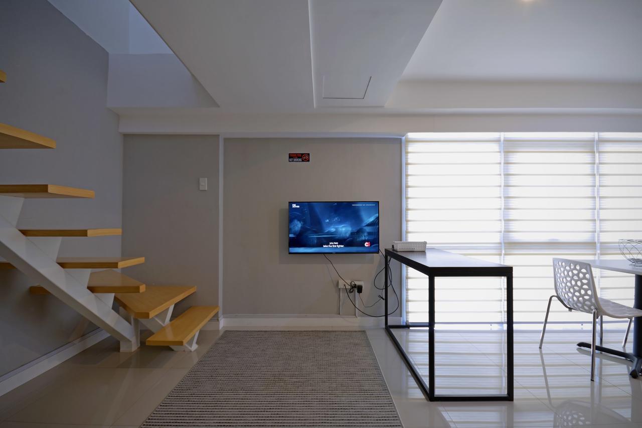Victoria Soho Suites Manille Extérieur photo